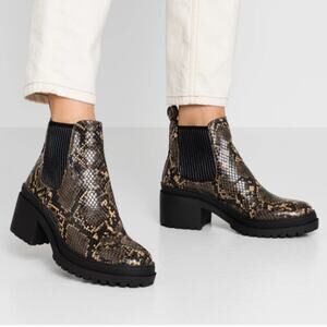 Topshop Brixton Chelsea Vegan Boots EUC Size 39 US 8.5   S3809
